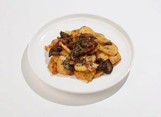 Картофель жаренный с грибами