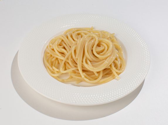 Спагетти с зеленым маслом