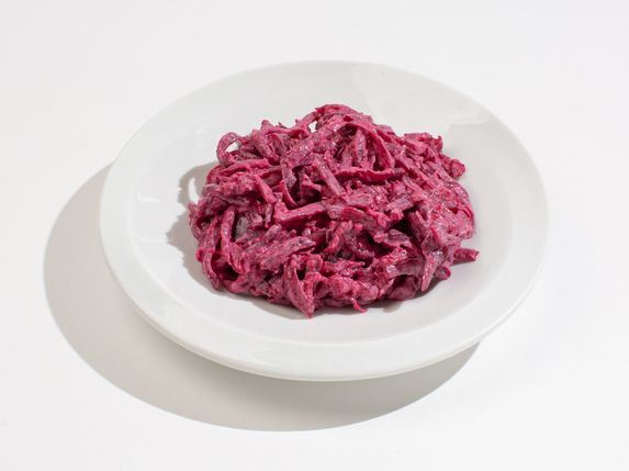 Салат свекольный с чесноком