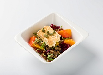 Салат из печёной тыквы с брынзой 