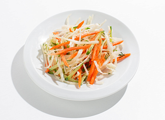 Салат капустный с огурцом